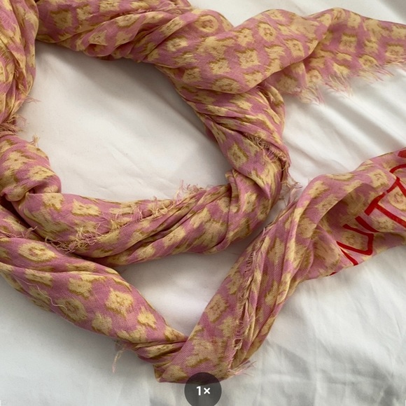 COPY - COPY - Gorgeous Louis Vuitton scarf. Very rare - Picture 5 of 9